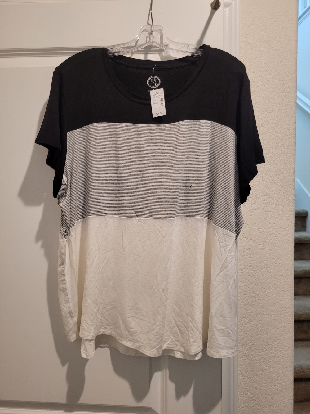 Maurices Black, White and Gray Colorblock Short Sleeve Top 2x NWT